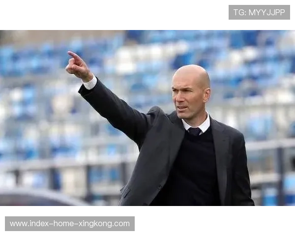 名帅谈判进入关键期,足坛风云再起 名帅谈判进入关键期,足坛风云再起