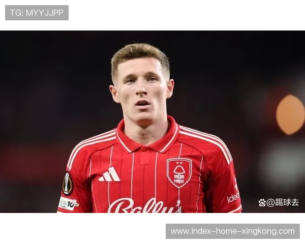 安德森加盟传闻令利物浦陷入讨论——转会迷局中的新变数 安德森加盟传闻令利物浦陷入讨论——转会迷局中的新变数