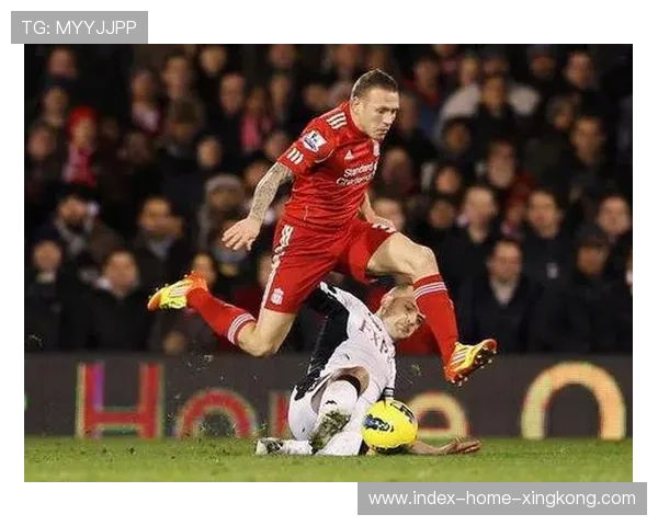 纽卡斯尔朗斯塔夫拼抢凶悍