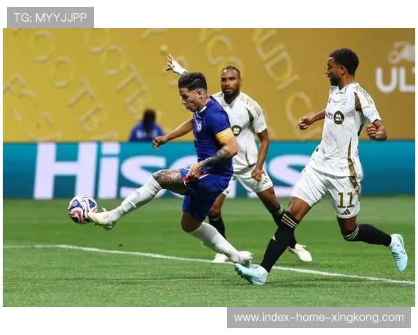 切尔西中路直传提升威胁 切尔西中路直传提升威胁